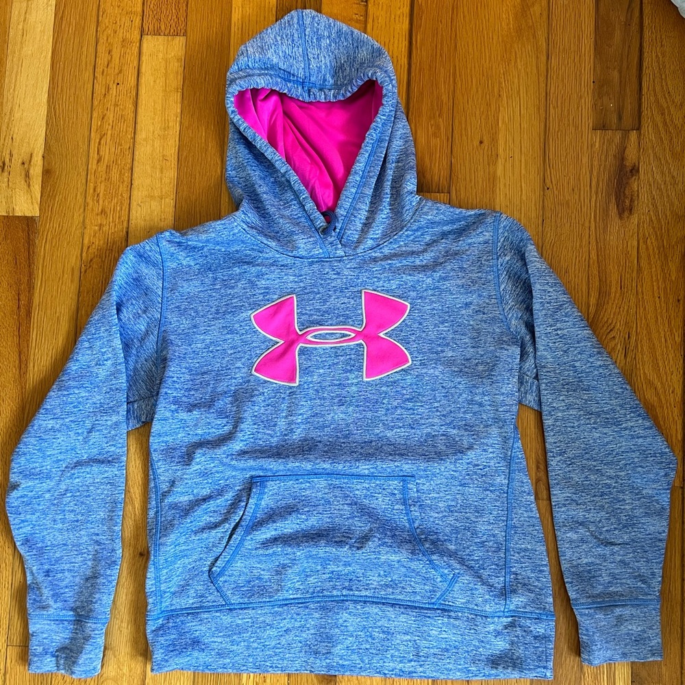 ⭐️Under Armour hoodie
